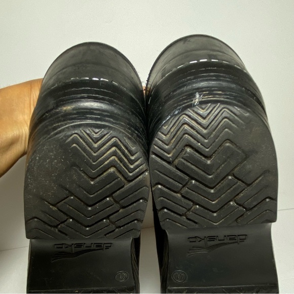 Dansko Women's Profesional Black Leather Comfort Clogs Women's Size 41 US 10.5 - Picture 7 of 12